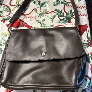 Vintage Etienne Aigner shoulder bag